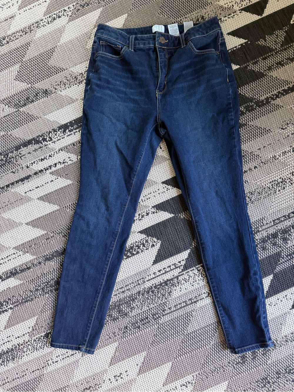 Time and Tru Blue Size 10